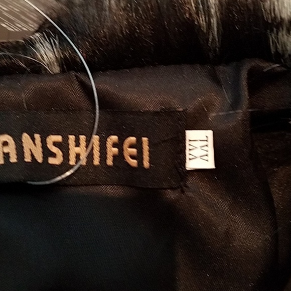 Faux leather and fur jacket - Picture 5 of 7